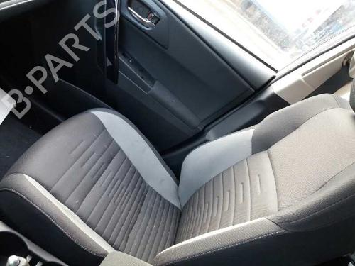 Right front seat TOYOTA AURIS (_E18_) 1.2 (NRE185_) (116 hp) 03021609 | 03021609 |