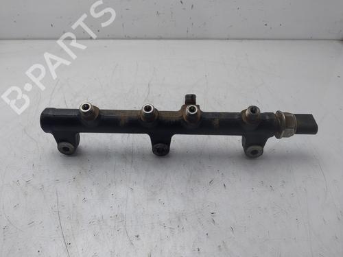 injection-rail-kia-carnival-ii-gq-1999-2000-2001-2002-2003-2004-2005-2006-2007-33956793 main image