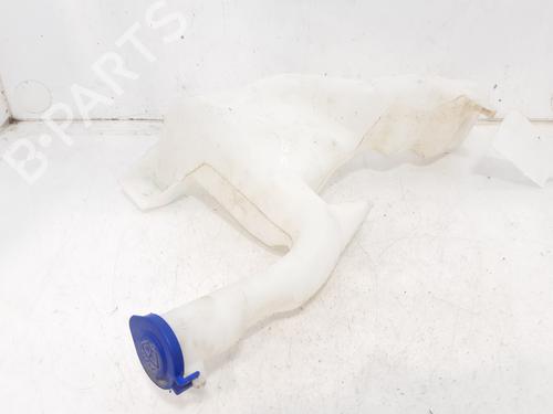 Used Windscreen washer tank FORD FIESTA VI (CB1, CCN) 1.25 (82 hp) 8396217