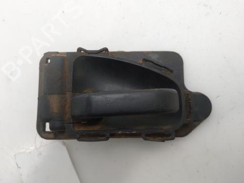 Højre bagtil invendig håndtag Højre bagtil invendig håndtag CITROËN SAXO (S0, S1) 1.5 D (57 hp) 36298020 36298020