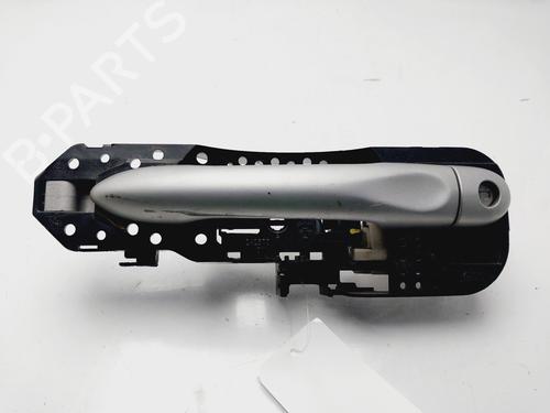 Used Front left exterior door handle RENAULT MEGANE III Hatchback (BZ0/1_, B3_) 1.5 dCi (BZ09, BZ0D, BZ1W, BZ29, BZ14) (110 hp) 31377501