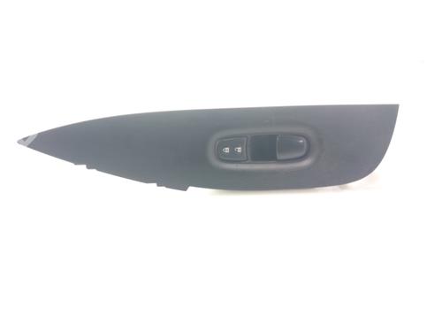Used Right front window switch MERCEDES-BENZ CLK (C209) [2002-2010]  16197998