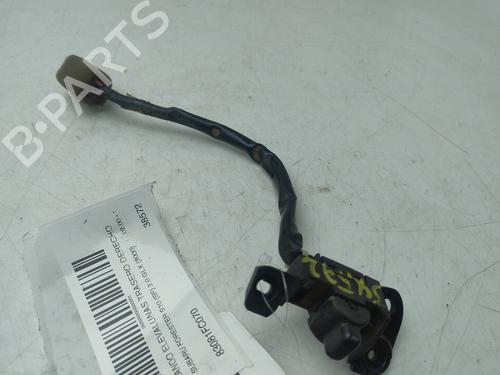 Used Right rear window switch SUBARU FORESTER (SF_) 2.0 AWD (SF5) (122 hp) 28962510