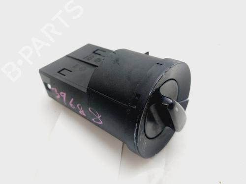 Headlight switch VW PASSAT B5.5 (3B3) 2.5 TDI 4motion | BP29822548I24 - Image 3