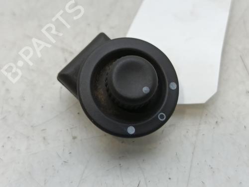 Używane Przełącznik lusterek RENAULT SCÉNIC I MPV (JA0/1_, FA0_) 1.9 dCi RX4 (102 hp) 29704055