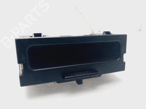 Used Display monitor RENAULT MEGANE II Saloon (LM0/1_) [2003-2026]  32162292