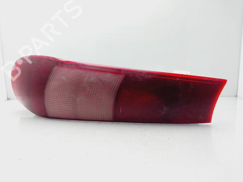 left-taillight-fiat-punto-176_-1993-1994-1995-1996-1997-1998-1999-32071490 main image