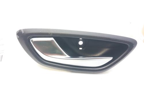 Puxador interior trás esquerdo RENAULT MEGANE IV Hatchback (B9A/M/N_) 1.5 dCi 110 (B9A3) (110 hp) 12415478