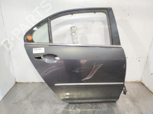 Puerta trasera derecha HONDA LEGEND IV (KB_) 3.5 V6 4WD (KB1) (295 hp) 32871231