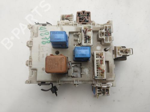 Used Fuse box Fuse box 38168647 38168647