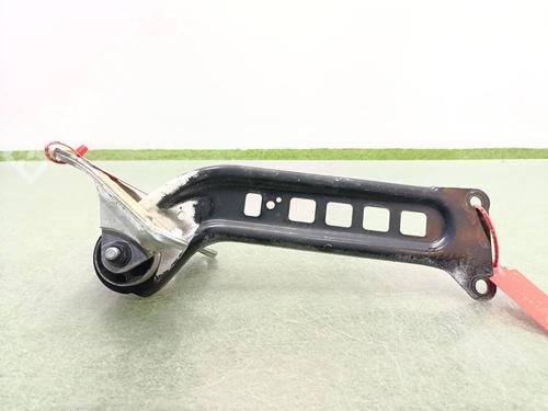 Venstre bagtil bærearm Venstre bagtil bærearm OPEL INSIGNIA B Sports Tourer (Z18) 2.0 CDTi (35) (170 hp) 39078410 39078410