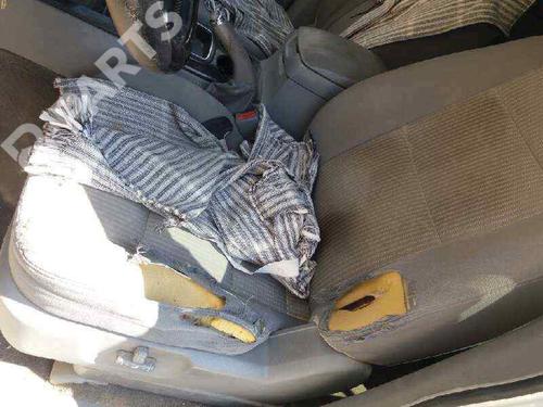 Fuel flap KIA SORENTO I (JC) 2.5 CRDi | BP7817011C131  - Image 5