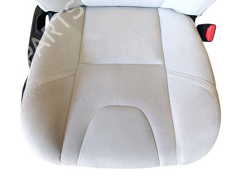 Right front seat VOLVO V40 Hatchback (525) D2 | BP31586749C16