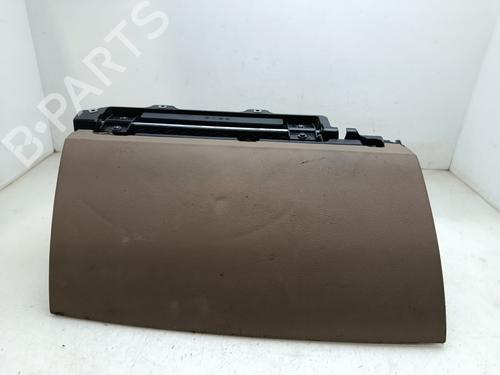 Used Glove box Glove box 38609646 38609646