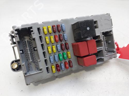 Used Fuse box Fuse box FIAT CROMA (194_) 1.9 D Multijet (194AXB1B) (120 hp) 32986064 32986064