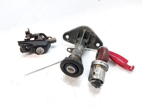 Used Ignition barrel FIAT BRAVA (182_) 1.9 JTD (100 hp) 8845582