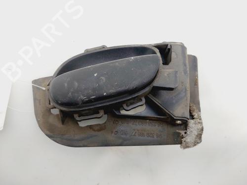 Høyre bak invendig håndtak PEUGEOT 206 Hatchback (2A/C) 2.0 HDI 90 (90 hp) 31608854