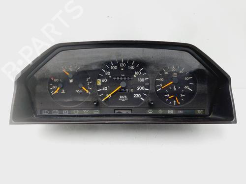 Used Instrument cluster MERCEDES-BENZ E-CLASS (W124) E 250 D (124.126, 124.129) (113 hp) 31140193