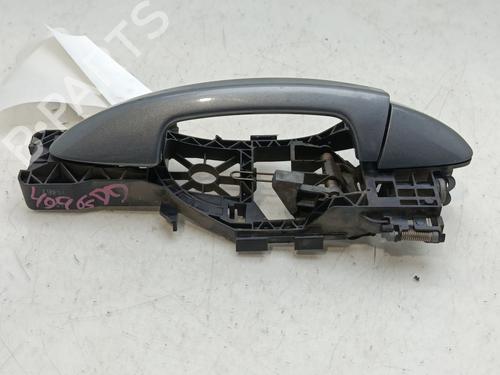 front-right-exterior-door-handle-vw-passat-b6-3c2-2005-2006-2007-2008-2009-2010-2011-32411281 main image