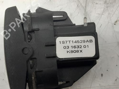 Right rear window switch FORD MONDEO III (B5Y) 2.0 16V TDDi / TDCi | BP12408585I28 