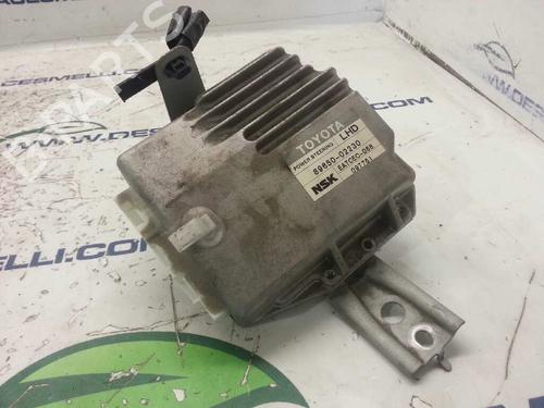 Used Electronic module TOYOTA COROLLA Saloon (_E12_) 2.0 D-4D (CDE120_, CDE120R) (116 hp) 2989117