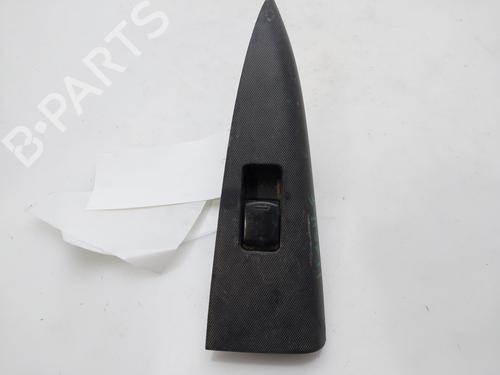 Fensterheberschalter links hinten NISSAN NOTE (E11, NE11) 1.4 (88 hp) 17486743