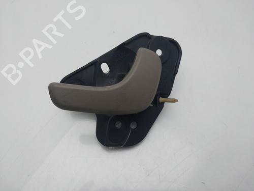 Used Front right interior door handle CHRYSLER VOYAGER IV (RG, RS) 2.5 CRD (141 hp) 30831421