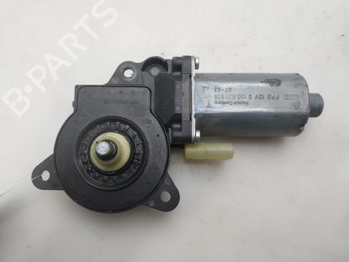 Used Right front window motor Right front window motor 37584130 37584130