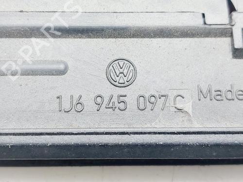 Third brake light VW GOLF IV (1J1) | BP31885041L11