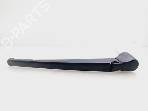 Used Rear windshield wiper arm INFINITI QX30 2.2 D AWD (170 hp) 26879063