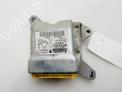 ecu-airbags-renault-laguna-ii-bg01_-2001-2002-2003-2004-2005-2006-2007-33313793 main image