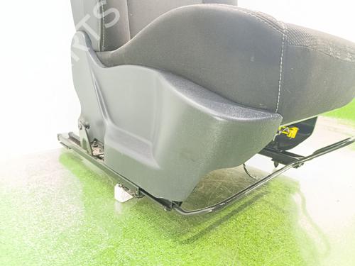 Right front seat RENAULT CLIO IV (BH_)  | BP32366612C16 