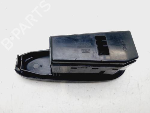 Right front window switch HYUNDAI COUPE I (RD)  | BP31827088I26 