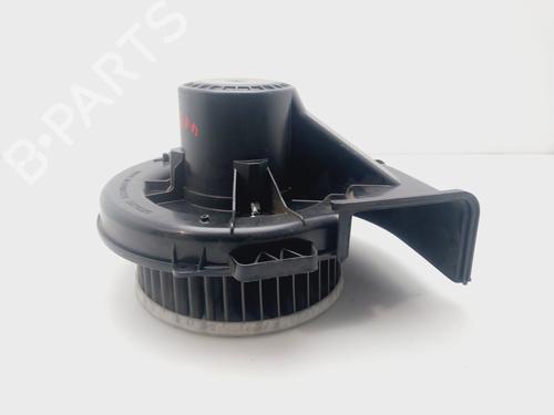 Moteur de chauffage VW POLO V (6R1, 6C1) 1.4 TDI (75 hp) 32154844