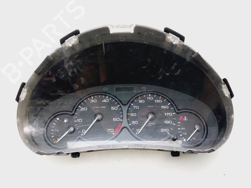 Cockpit PEUGEOT 206 Hatchback (2A/C) 1.4 LPG (75 hp) 28040531