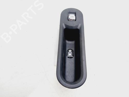 Interrupteur de vitre arrière droite MINI MINI CLUBMAN (F54) Cooper D (150 hp) 26572576