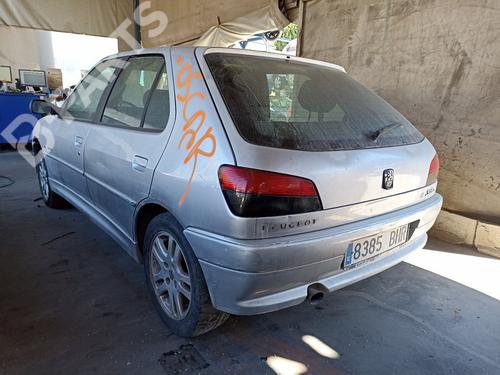 Left front fog light PEUGEOT 306 (7B, N3, N5) 2.0 HDI 90 | BP10522550C30  - Image 8