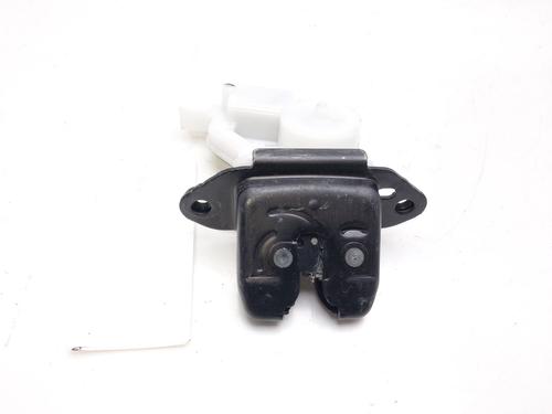 Used Tailgate lock RENAULT KADJAR (HA_, HL_) 1.3 TCe 140 (HLNB, HLN1) (140 hp) 13058804