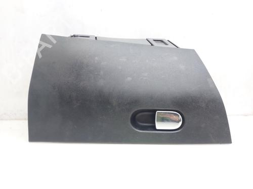 Used Glove box FIAT BRAVO II (198_) 1.9 D Multijet (198AXB1A) (120 hp) 18107047