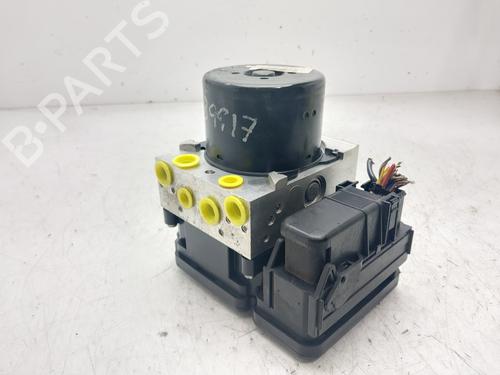 ABS Bremseaggregat VOLVO V40 Hatchback (525) [2012-2019]  30567807