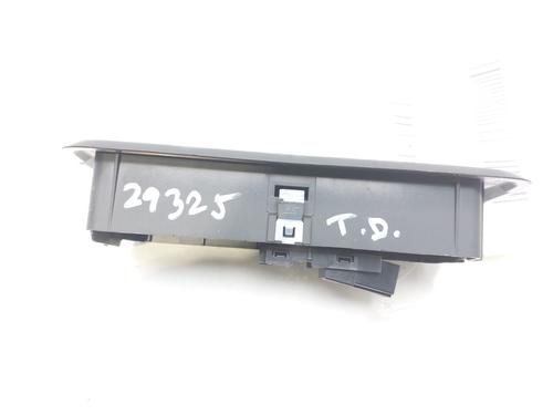 Right rear window switch LAND ROVER RANGE ROVER SPORT I (L320) 3.6 D 4x4 | BP12411675I28 