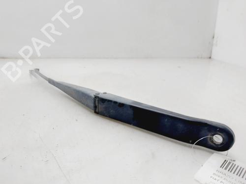 Used Front windshield wiper arm FIAT PUNTO (188_) 1.9 JTD 80 (188.237, .257, .337, .357) (80 hp) 20178822