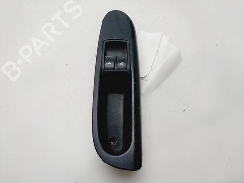 Used Left front window switch RENAULT CLIO II (BB_, CB_) [1998-2016]  30202034