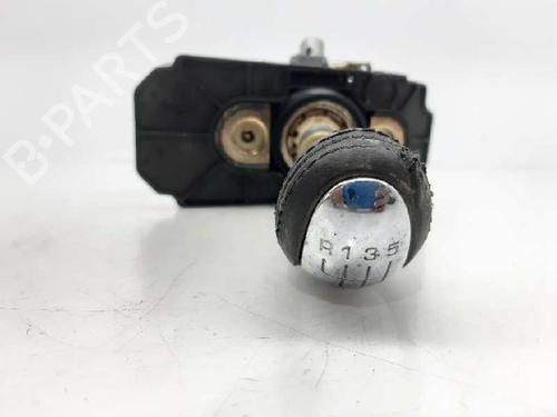 Used Gear lever SKODA SUPERB I (3U4) 2.0 TDI (140 hp) 7421675
