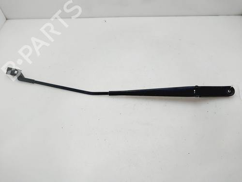 Used Front windshield wiper arm Front windshield wiper arm 30401948 30401948