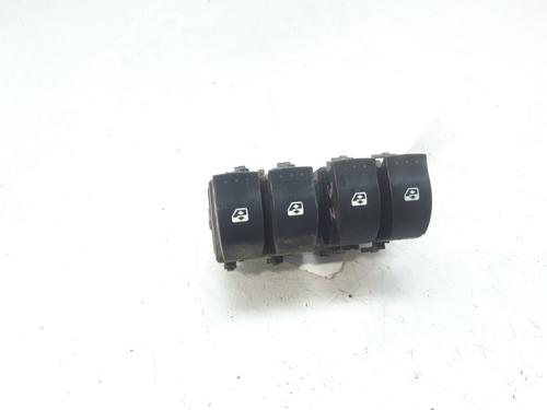 Used Left front window switch RENAULT SCÉNIC II (JM0/1_) [2003-2010]  10323737
