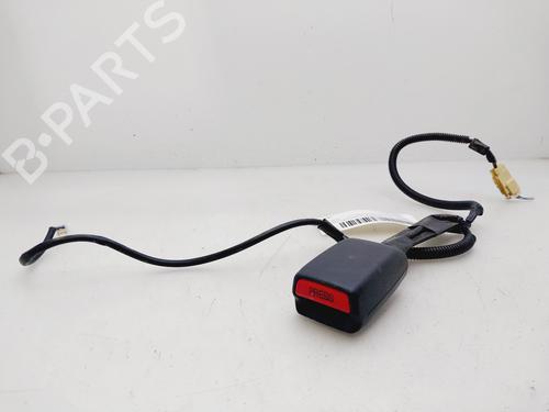 Used Seat buckle TOYOTA YARIS (_P9_) 1.4 D-4D (NLP90_, NLP90R) (90 hp) 31153819