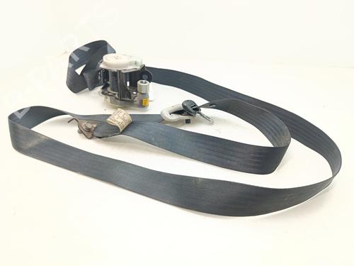 Used Front right seatbelt Front right seatbelt MAZDA 5 (CR) 2.0 CD (CR19) (143 hp) 33930187 33930187