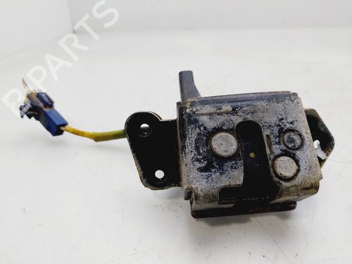 Used Tailgate lock TOYOTA YARIS (_P9_) 1.4 D-4D (NLP90_, NLP90R) (90 hp) 31166836