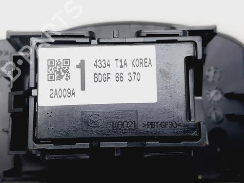 Right rear window switch MAZDA 3 Saloon (BP_) | BP31827090I28